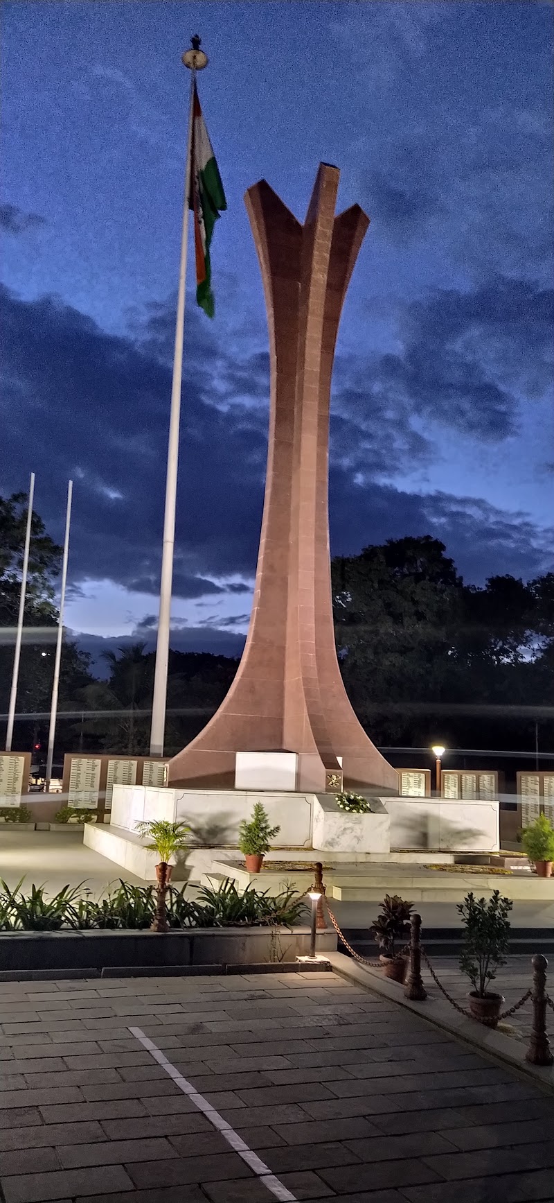 National War Memorial Southern Command - National War Memorial Southern Command GVFQ+7V3, Prince of Wales Dr, Ghorpuri Lines, Dobarwadi, Ghorpadi, Pune, Maharashtra 411001, India
