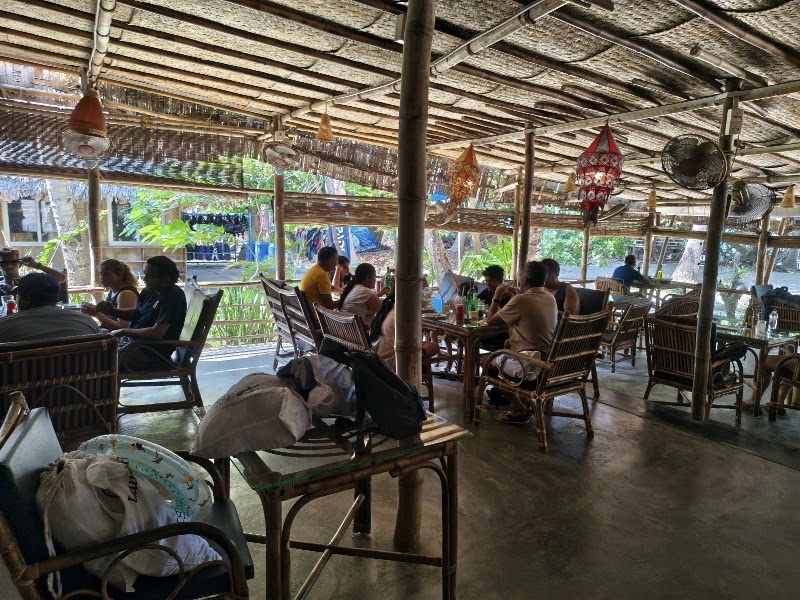 Full Moon Cafe - Full Moon Cafe Havelock no. 3, Andaman and Nicobar Islands 744211, India
