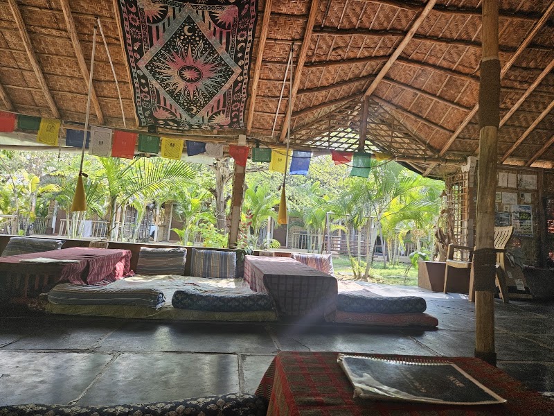 Island Vibes Hampi - Island Vibes Hampi Wine Shop Rd, Sanapur, Karnataka 583234, India