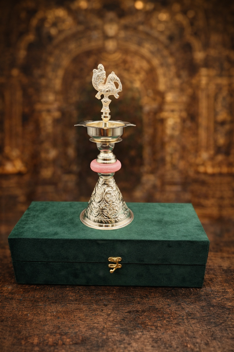 The Silver Lining (TSL) - Luxury Gifting and Home Decor Store Raipur - The Silver Lining (TSL) - Luxury Gifting and Home Decor Store Raipur, The Silver Lining, House no. 591, Masionet no. 23, behind Naivedya Sweets, RDA Colony, Shankar Nagar, Raipur, Chhattisgarh 492004, India