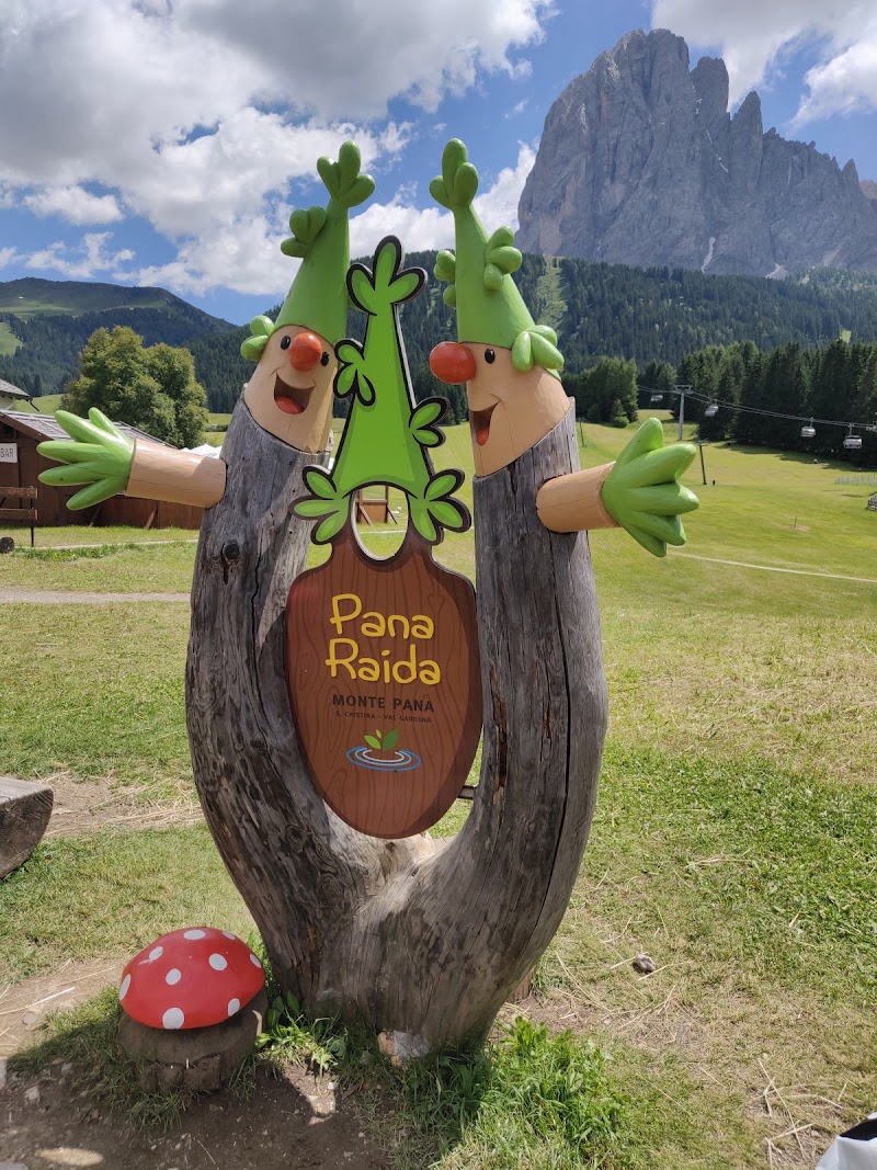 Panaraida Wasserspiele - Panaraida Wasserspiele Streda Chemun, 9, 39047 Santa Cristina Valgardena BZ, Italy