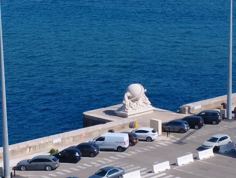 terminaux des croisières - terminaux des croisières, Chem. du Littoral, 13016 Marseille, France