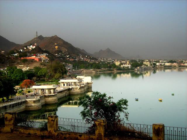 Anasagar Lake