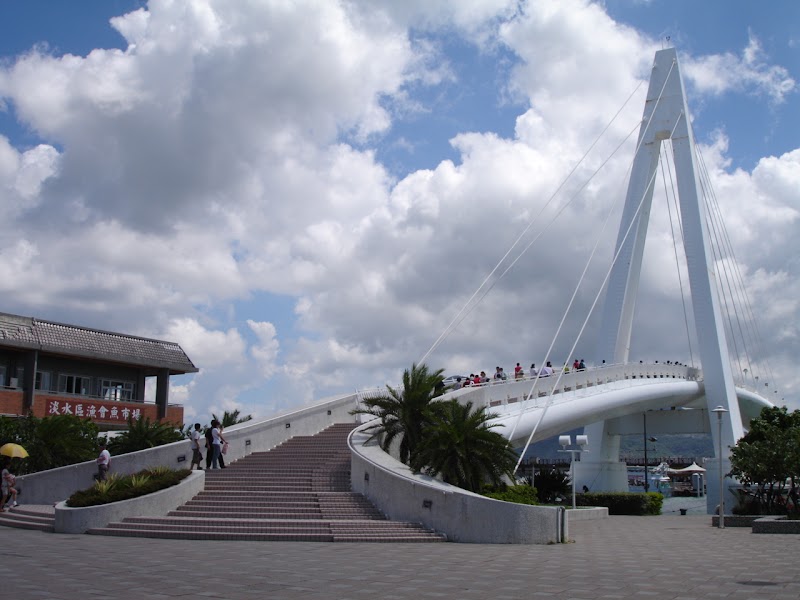 Tamsui Fisherman's Wharf - Tamsui Fisherman's Wharf, Guanhai Rd, Shalun Village, Tamsui District, New Taipei City, Taiwan 251