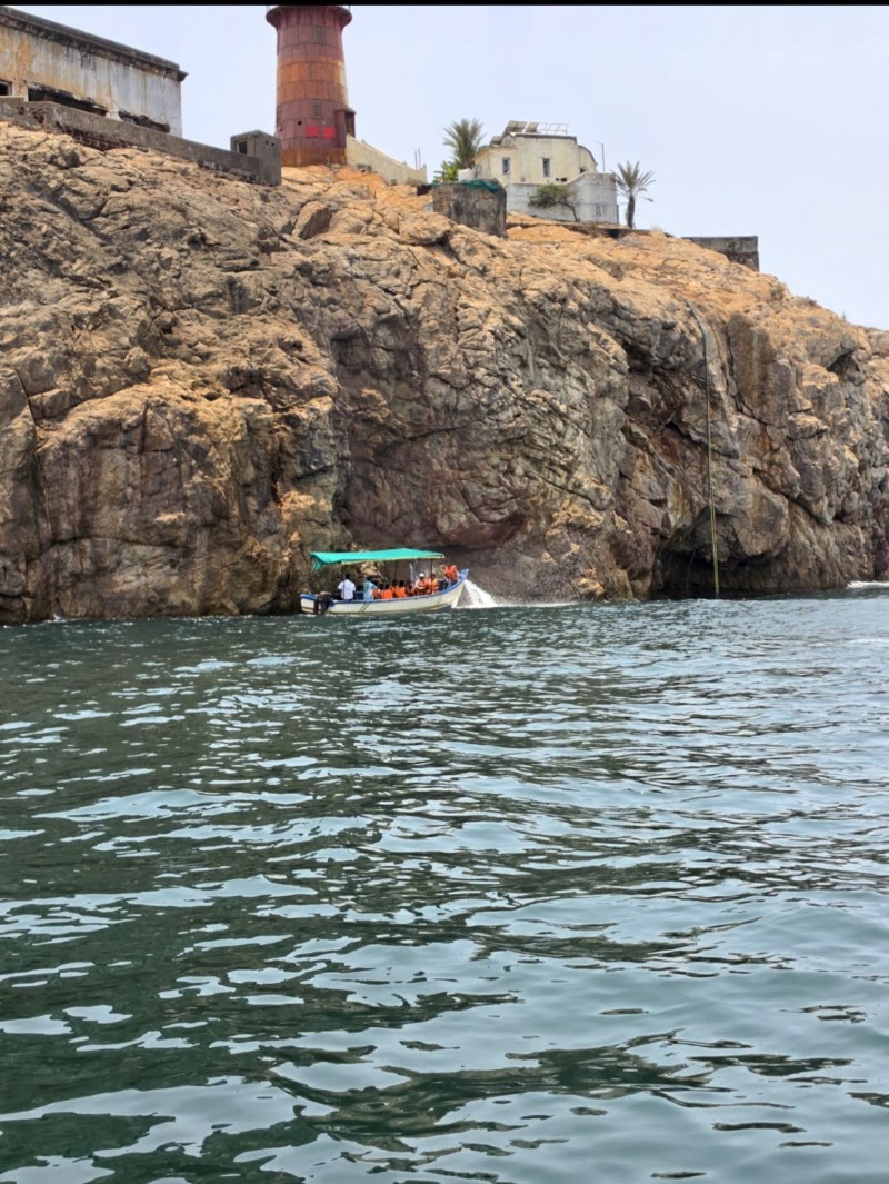 SEA KING BOATING DEVBAG TARKARLI - SEA KING BOATING DEVBAG TARKARLI, Devbag road devbag, mahapurush mandir, Malvan, Devbag, Maharashtra 416606, India