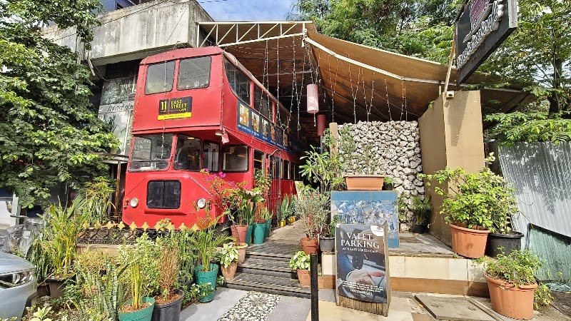 11 East Street Cafe - Restaurant & Bar - 11 East Street Cafe - Restaurant & Bar Virvani Plaza, 11, East St, Camp, Pune, Maharashtra 411001, India