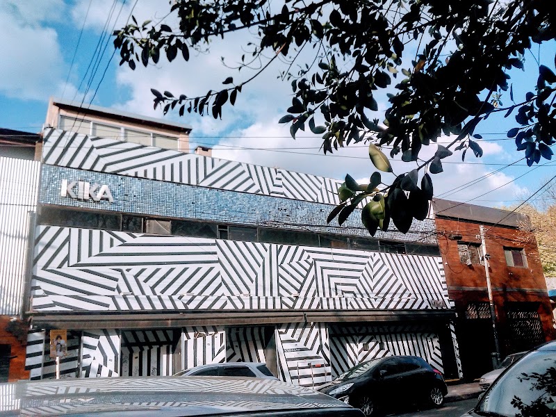 Kika - Kika, Av. Honduras 5339, C1414 Cdad. Autónoma de Buenos Aires, Argentina