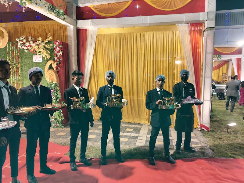 Bns Pg - Bns Pg C-12, Block N, Connaught Place, New Delhi, Delhi 110001, India