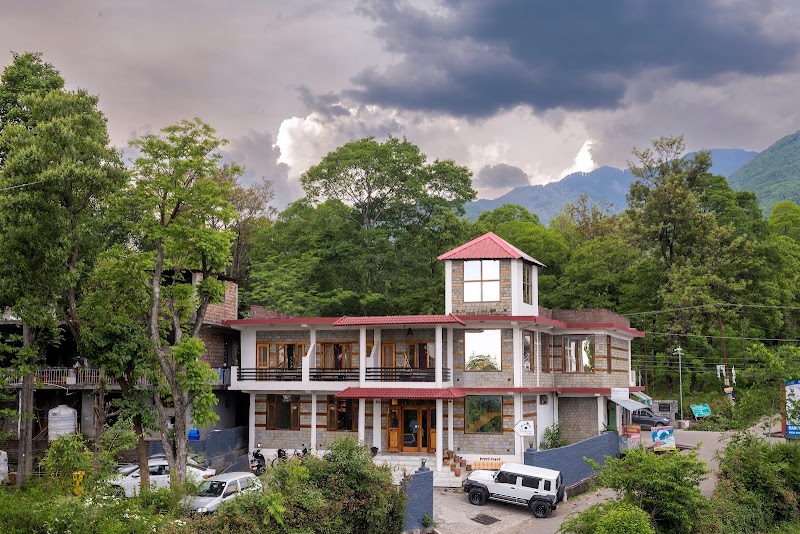 The Birdhouse Villa, Bir - The Birdhouse Villa, Bir Chougan chok, Bir, Baijnath, Chaugan, Himachal Pradesh 176077, India
