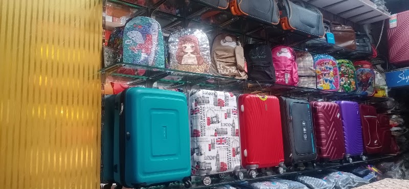 V.I.P Centre - V.I.P Centre, Shop No-10, I.D.H Market, opp. Chitta Gumat Mandir, near Bus Stand, Shaheed Bhagat Singh Market, Near Bus Stand, Kot Atma Singh, Amritsar, Punjab 143001, India