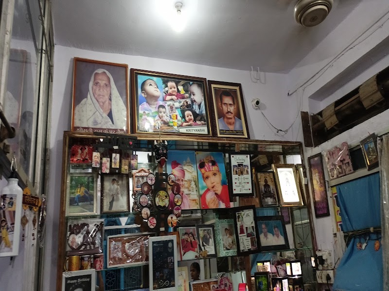 Sarod Ghar - Sarod Ghar 645W+2F2, Jiwaji Ganj, Ratan Colony, Shekh Ki Bagiya, Gwalior, Madhya Pradesh 474001, India
