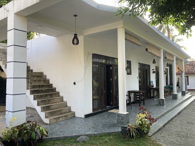 Eden Roc Guest Inn
