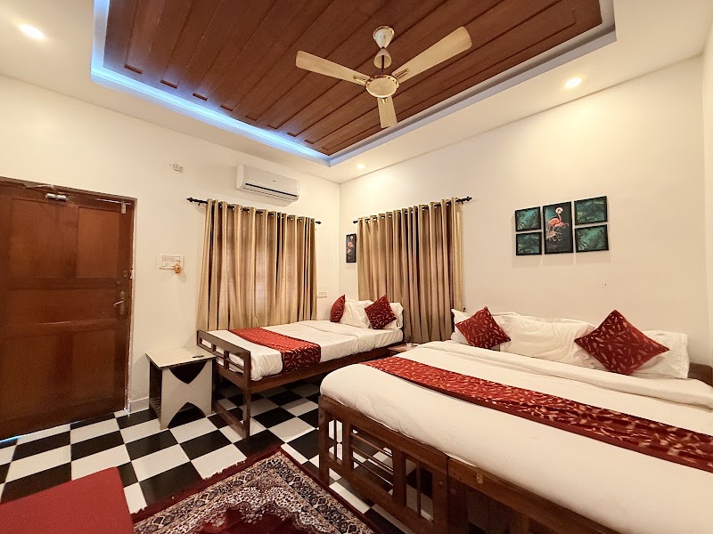 RED SEA BEACH RESORT - RED SEA BEACH RESORT, HPJQ+9H7 RNB BEACH RESORT beach, near starco junction, near st.anthony chapel, Dmello Vaddo, Anjuna, Goa 403509, India