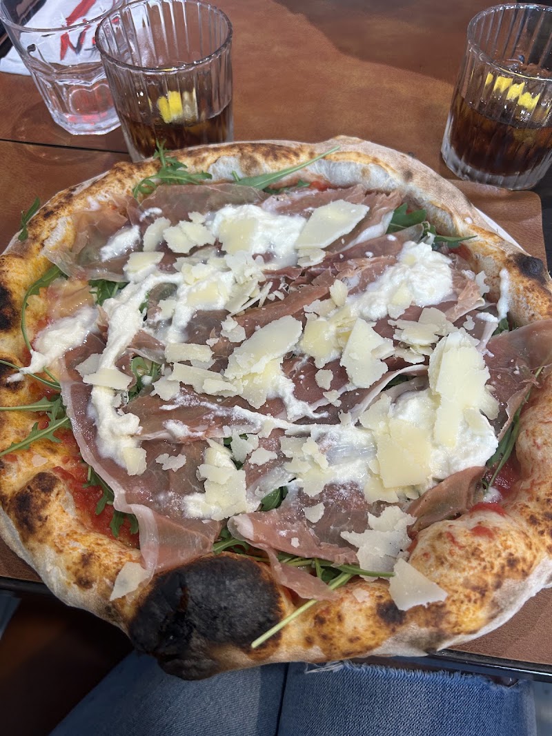 081 Pizzeria Peckham - 081 Pizzeria Peckham 66 Peckham Rye, London SE15 4JR, UK