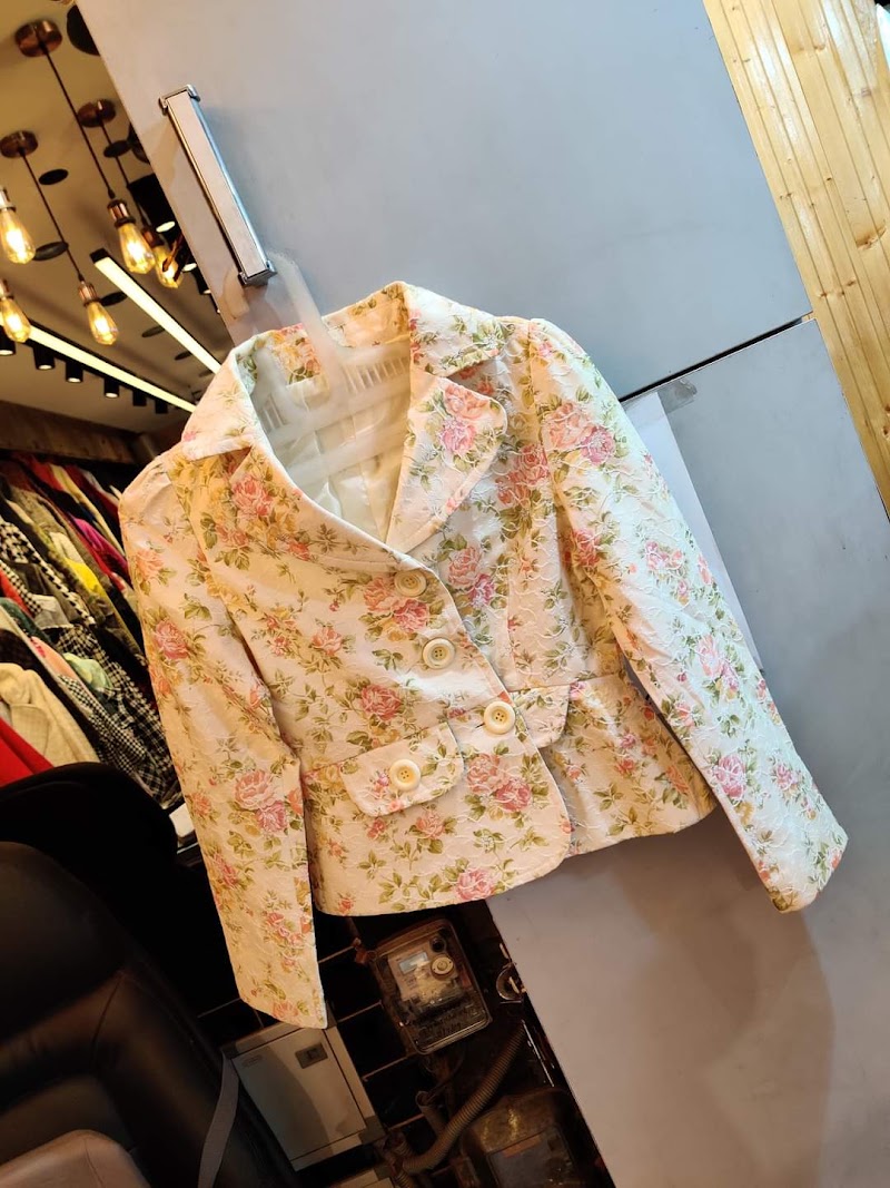Clothes 'N; More - Clothes 'N; More Shop No.4 & 5, Ajmal Khan Rd, near Metro Station, Block 1, WEA, Karol Bagh, New Delhi, Delhi, 110005, India