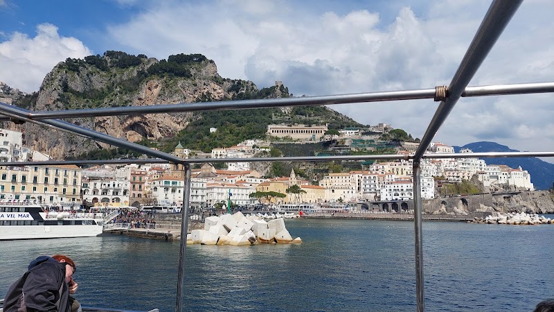 Ferries Amalfi - Positano - Ferries Amalfi - Positano, PIAZZA DELLA CONCORDIA (MOLO MASUCCIO), 84122 Salerno SA, Italy