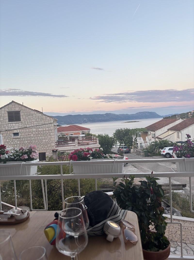 Lovrić Winery - Lovrić Winery, Lumbarda 217, 20263, Lumbarda, Croatia