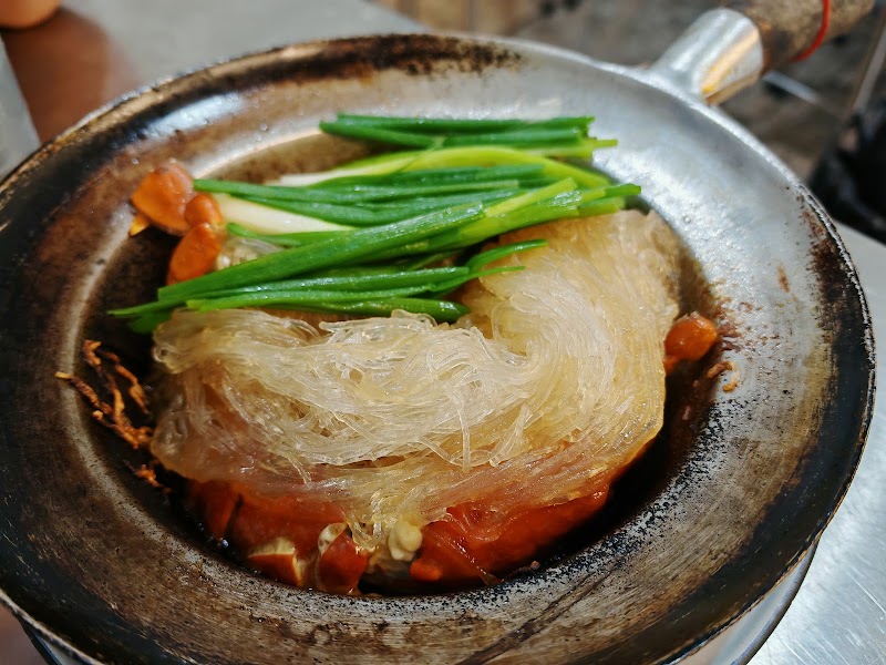 Somsak Claypot Crab @ Krung Thon Buri BTS - Somsak Claypot Crab @ Krung Thon Buri BTS, 124 17 Krung Thon Buri Road, Khwaeng Bang Lamphu Lang, Khet Khlong San, Krung Thep Maha Nakhon 10600, Thailand