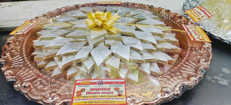 Aggarwal Misthan Bhandar - Aggarwal Misthan Bhandar WVP3+27F, Main Market Rd, Kayasthwari, Tijara, Rajasthan 301411, India