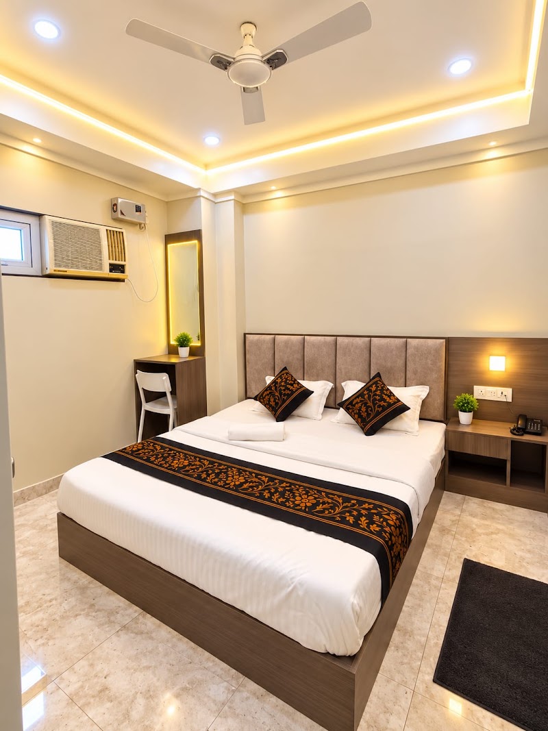 GG STAY INN - GG STAY INN D35/140, Post Office, near Jangambadi, Jangambari, Bangali Tola, Varanasi, Uttar Pradesh 221001, India