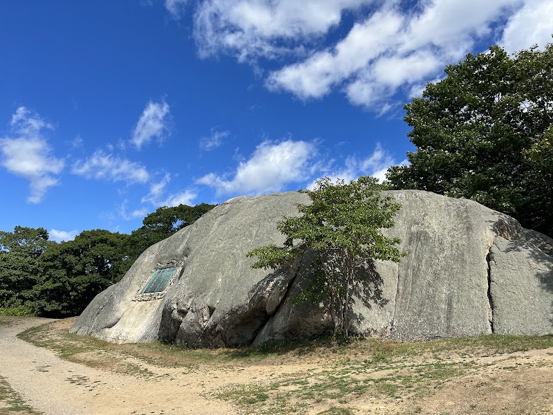 Half Moon Beach - Half Moon Beach 24 Hough Ave, Gloucester, MA 01930, USA