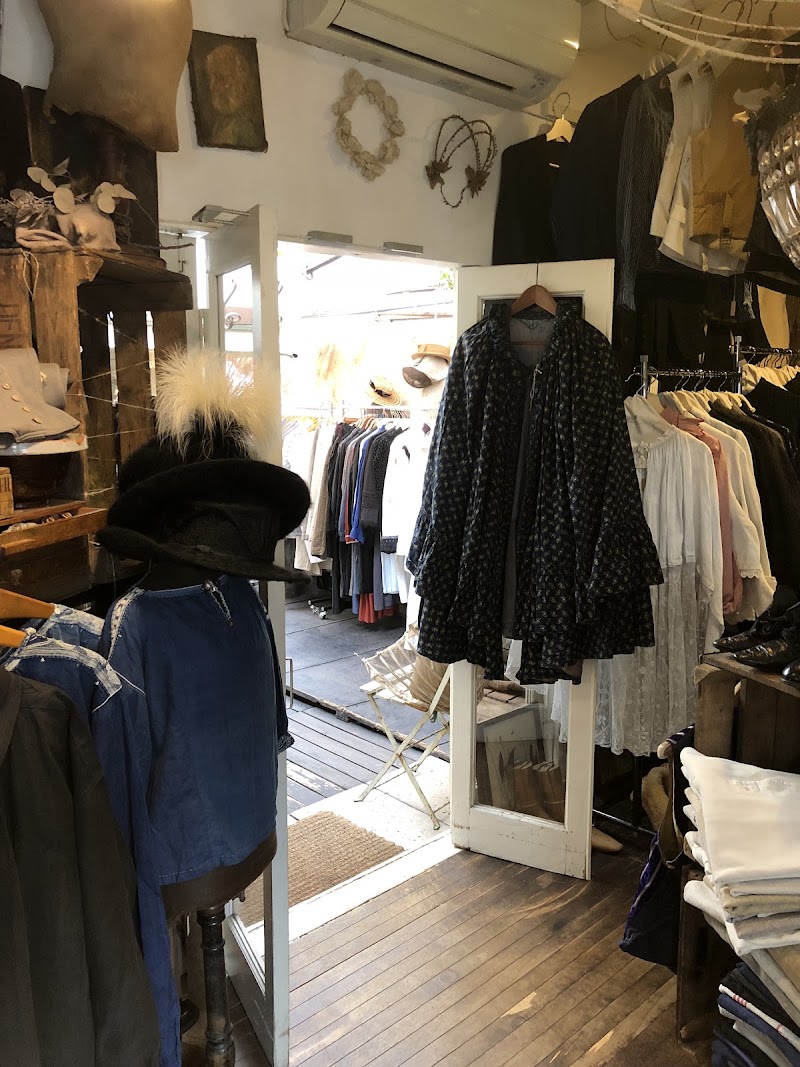 Mindbenders&Classics - Mindbenders&Classics Japan, 〒104-0031 Tokyo, Chuo City, Kyōbashi, 2-chōme−6−８ 仲通りビル 6F