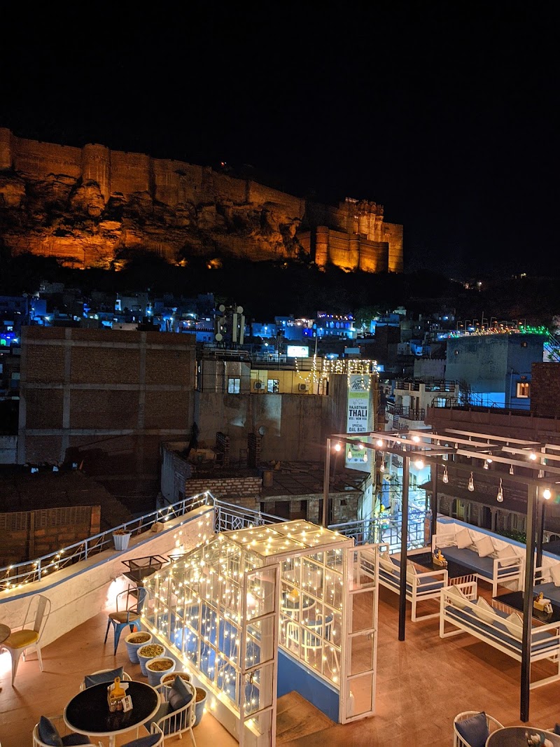 The Men Cave - The Men Cave Sankhla haveli Makrana Mohalla, Fort Rd, Sodagaran Mohalla, Jodhpur, Rajasthan 342001, India