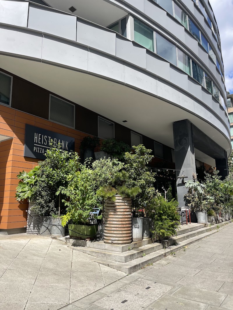 Heist Bank - Heist Bank 5 N Wharf Rd, London W2 1LA, UK
