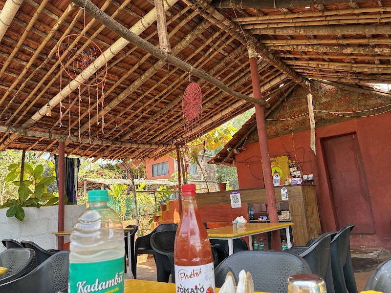 Namaskaram Cafe - Namaskaram Cafe 3, Kariyapa Katte, Middle Beach, Belehittal Rd, Gokarna, Karnataka 581326, India