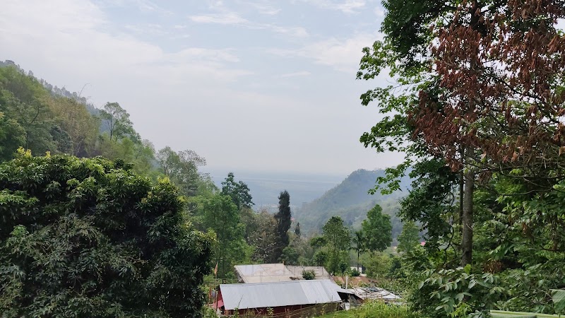 Darjeeling Hotel - Darjeeling Hotel 47, Gandhi Rd, Limbugaon, Darjeeling, West Bengal 734101, India