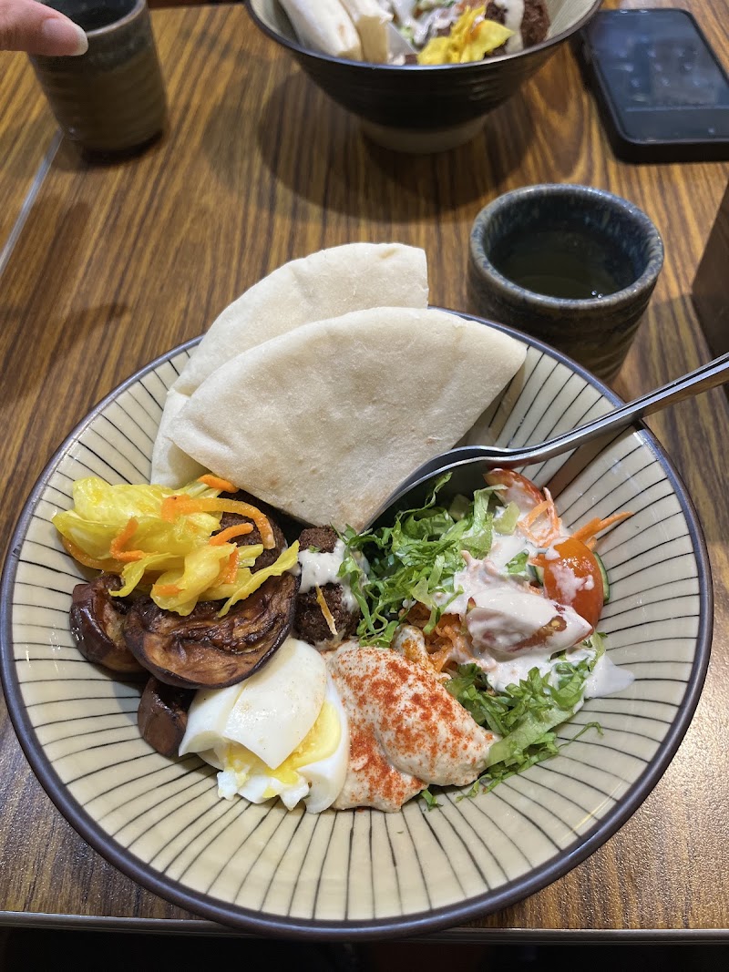 Falafel King 中東蔬食料理 - Falafel King 中東蔬食料理 No. 9號, Alley 6, Lane 395, Section 4, Xinyi Road, Zhongxing Village, Xinyi District, Taipei City, Taiwan 110