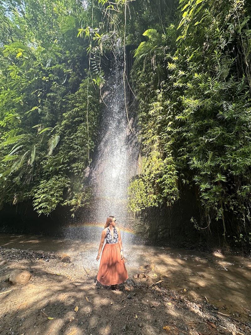 Tukad Cepung Waterfall - Tukad Cepung Waterfall Jl. Tembuku, Tembuku, Kec. Tembuku, Kabupaten Bangli, Bali 80671, Indonesia