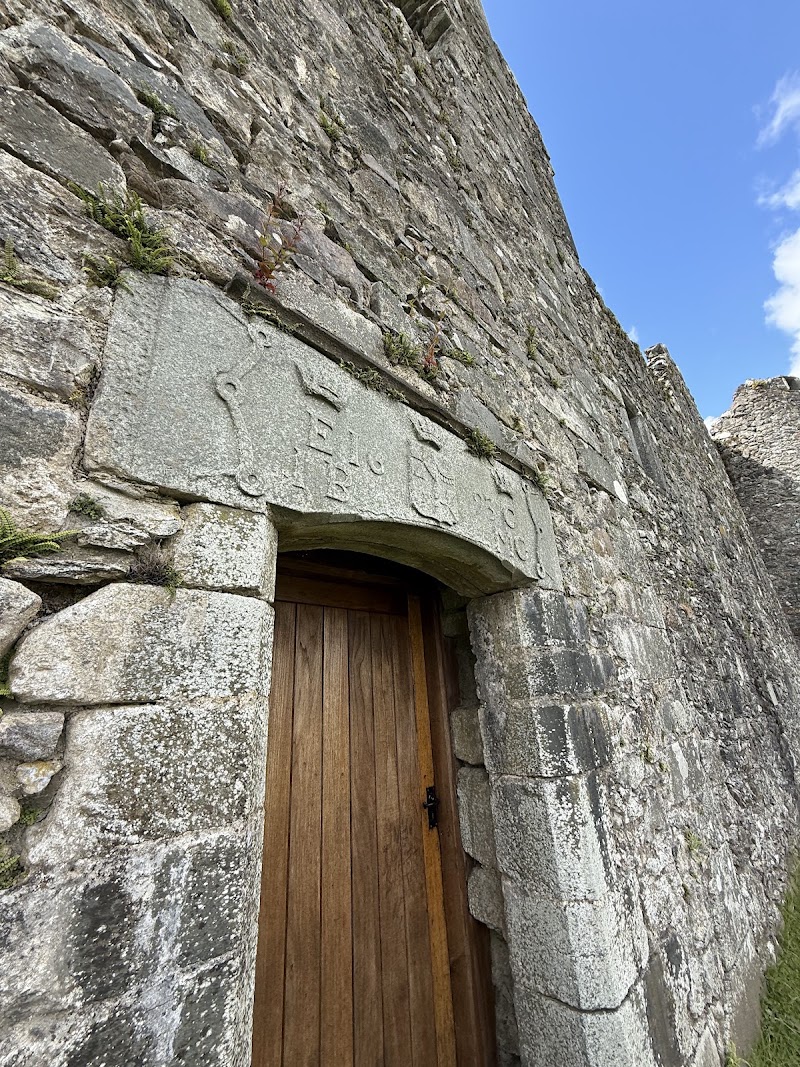 Kilchurn Castle - Kilchurn Castle, Lochawe, Dalmally PA33 1AF, UK