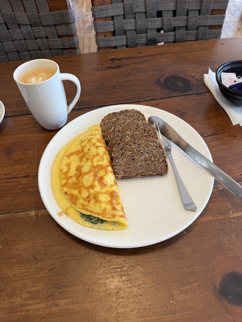 Moonpeak Deli - Moonpeak Deli Temple Rd, McLeod Ganj, Dharamshala, Himachal Pradesh 176215, India