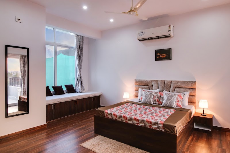 StayVista at Prathaniya Villa | Luxury Villa with Private Pool in Udaipur - StayVista at Prathaniya Villa | Luxury Villa with Private Pool in Udaipur Asha Vihar, opposite Police Anveshan Bhawan, Tiger Hills, Badgaon, Udaipur, Rajasthan 313001, India
