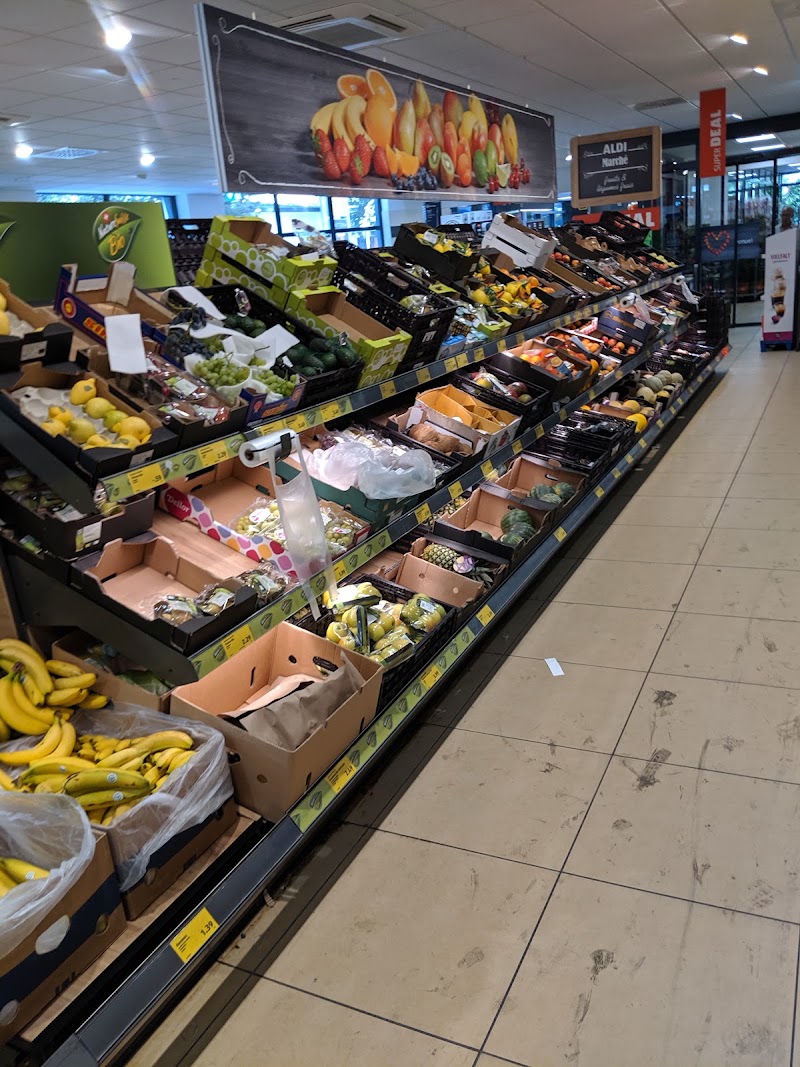 ALDI - ALDI, Rue Antoine-Carteret 22, 1202 Genève, Switzerland