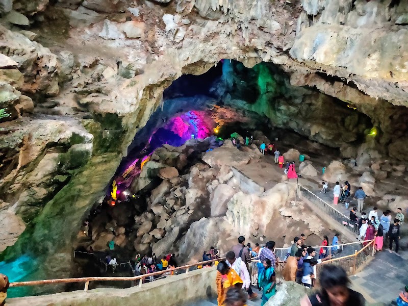 ARAKU VALLEY - ARAKU VALLEY, Araku - Visakhapatnam Rd, Kantabamsuguda, Andhra Pradesh 531149, India