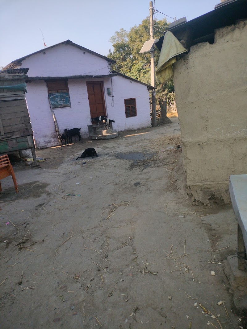 Ramnagar Bus Stand - Ramnagar Bus Stand, 586H+F8W, Ramnagar, Bihar 845106, India