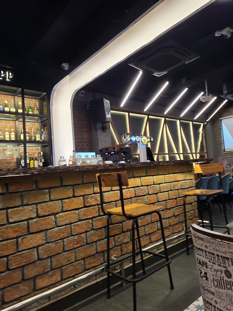 Toss & Sipp - Toss & Sipp Ground Floor, Narayan Plaza, near Boomerang Corporate Center, Yadav Nagar, Chandivali, Powai, Mumbai, Maharashtra 400072, India