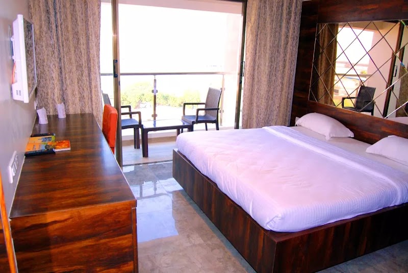 Hotel Apaar - Hotel Apaar, PX9P+C34 Bunder Chowk, Fort Rd, opp. Govt. Parking, Diu, Dadra and Nagar Haveli and Daman and Diu 362520, India