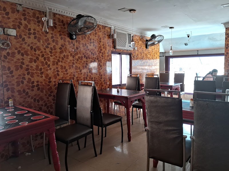 Gagan Restaurant - Gagan Restaurant, MPCV+346, Aberdeen, Sri Vijaya Puram, Andaman and Nicobar Islands 744101, India