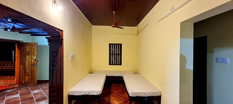 Coastal Hideout family cottages - Coastal Hideout family cottages, Malpe Beach Rd, near Shivapanchakshari Bhajana Mandira, Malpe, Kola, Udupi, Karnataka 576108, India
