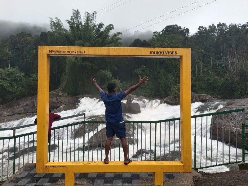 Kandiyar Rocks Waterfalls Viewpoint - Kandiyar Rocks Waterfalls Viewpoint XX9W+Q9P, Kallarkutty Dam Rd, Keralam 685562, India