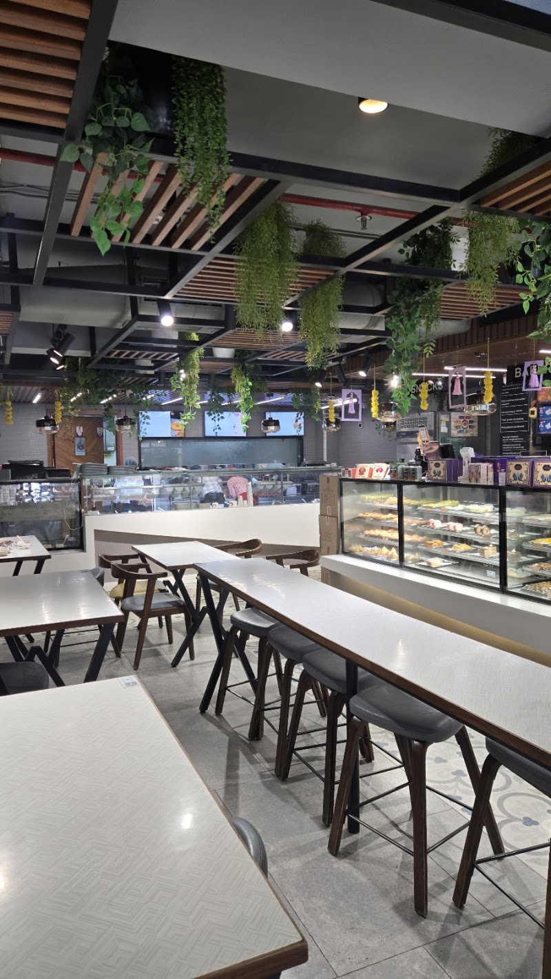 Haldiram's - Haldiram's, F-126 , HDFC BANK main road market Qutub industrial area, Naraina, Block A, Katwaria Sarai, New Delhi, Delhi 110016, India