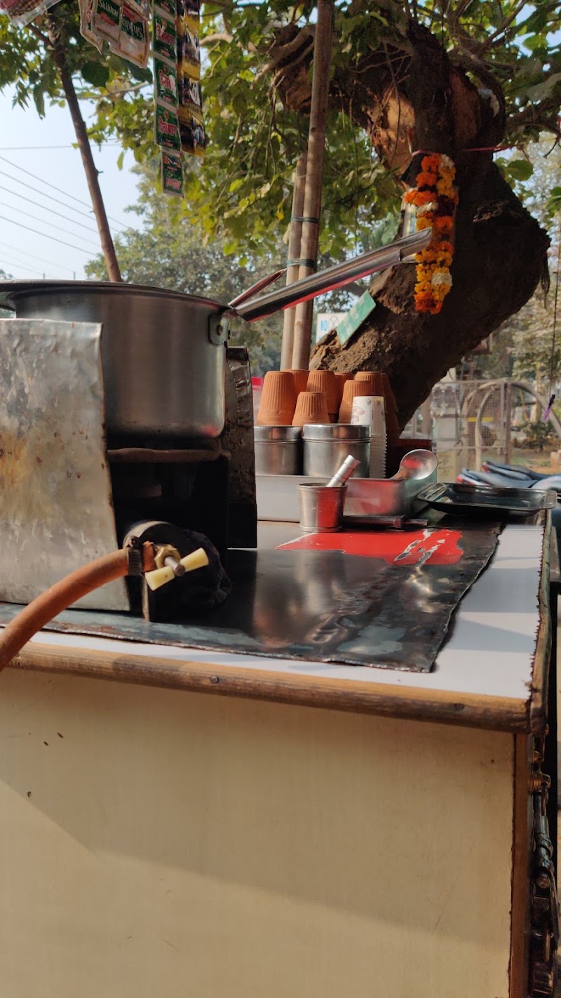 Raju Tea Stall - Raju Tea Stall F2FX+J84, DLF Colony, Sector 14, Gurugram, Haryana 122007, India