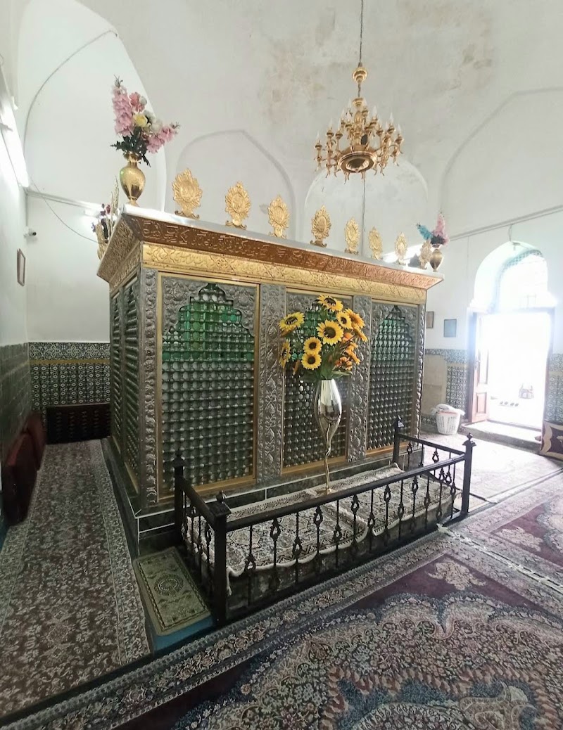 Sheikh Zahed Gilani's Shrine - Sheikh Zahed Gilani's Shrine, Gilan Province, Lahijan, جاده شیخانبر - گوهر سرا، لاهيجان، استان گیلان،، Sheikh Zahed Gilani's Shrine, Iran