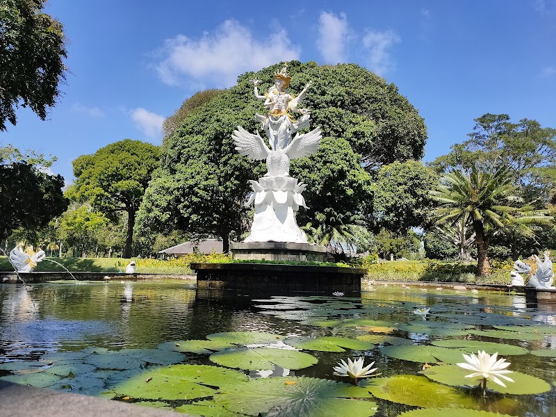 Istana Kepresidenan Tampaksiring - Istana Kepresidenan Tampaksiring, Jl. Dr. Ir. Soekarno, Manukaya, Kec. Tampaksiring, Kabupaten Gianyar, Bali 80552, Indonesia