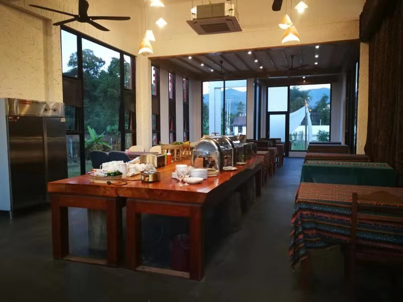 LarngYay Riverside Resort - LarngYay Riverside Resort, Laos, Vang Vieng, Unnamed Road