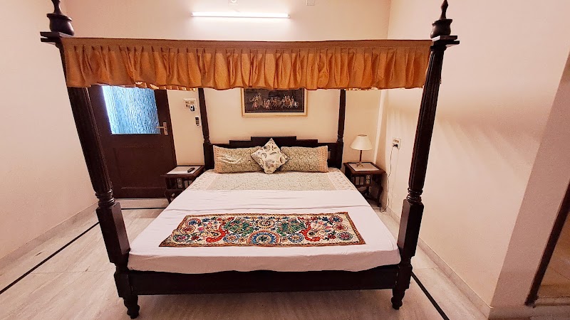 Sun Heritage Home & Villa - Sun Heritage Home & Villa Boheda Haveli , Kalaji Goraji, Old City, Kalaji Goraji, Udaipur, Rajasthan 313001, India