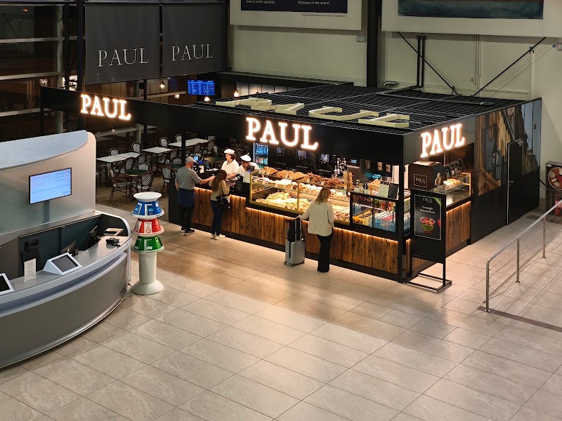 Paul - Paul, 61071, Aviatická, 160 00 Praha 6, Czechia